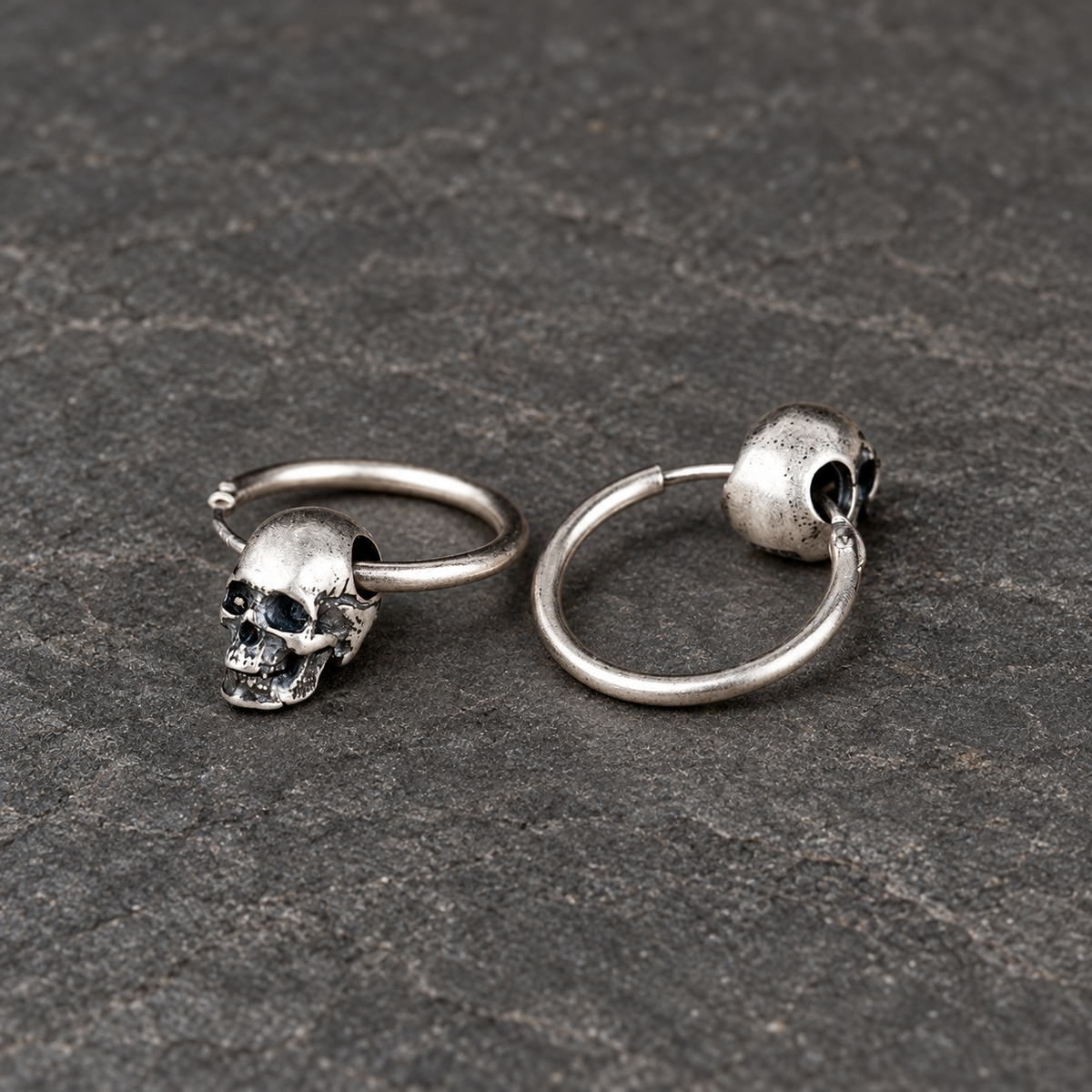 Side and back view showing how the silver hoop passes through the skull